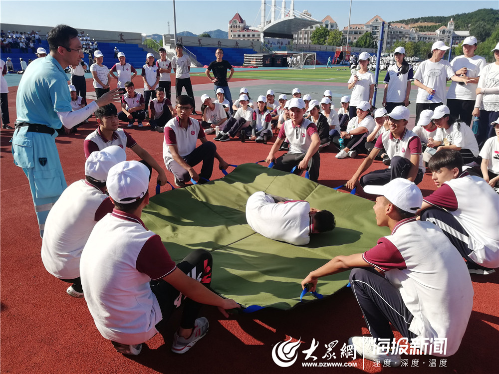 ���u��ʮ������У�����M�е���ģ�M�w�